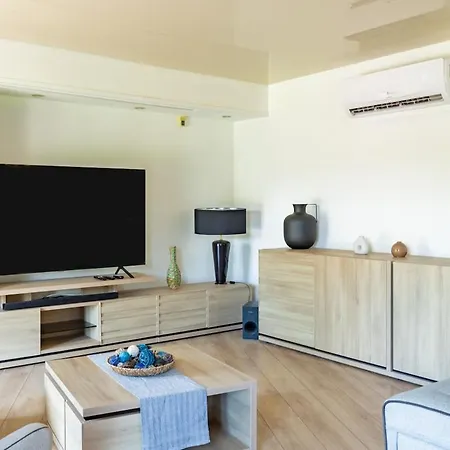 Garonne- Piscine Confort Proche Toulouse * Saubens