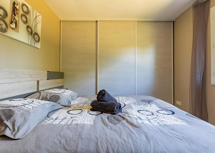 Villa Garonne- Piscine Confort Proche Toulouse Saubens