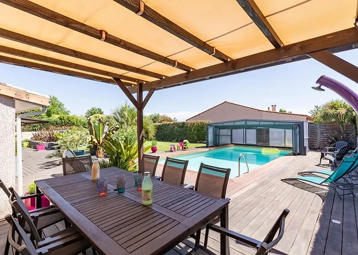 Garonne- Piscine Confort Proche Toulouse * Saubens