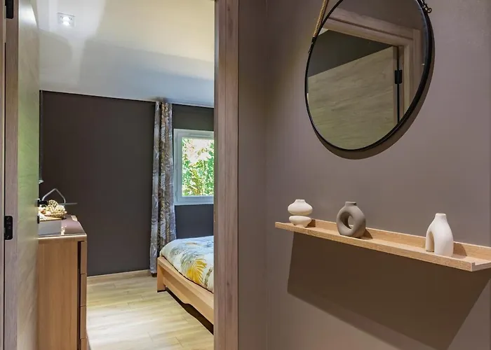 Garonne- Piscine Confort Proche Toulouse * Saubens